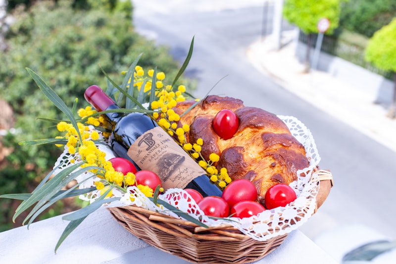 Cesta Vinho & Delícias